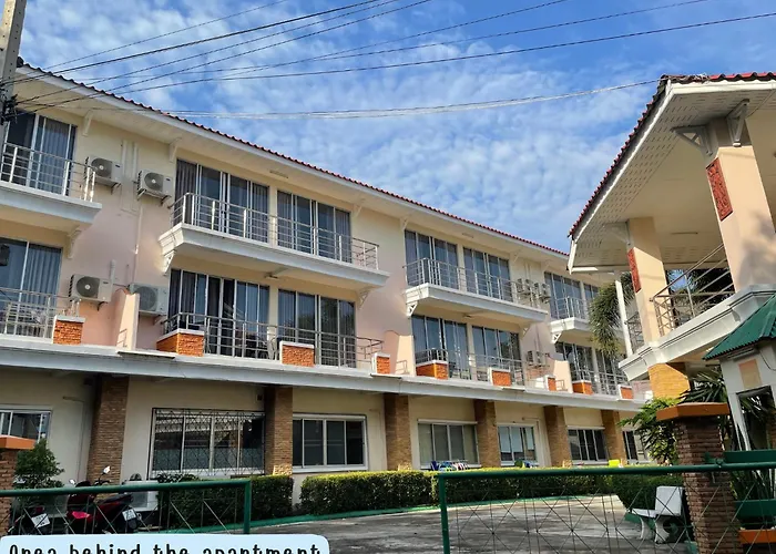 Maxim Apartment
